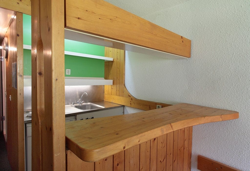 Appartement rénové dans l'esprit Perriand