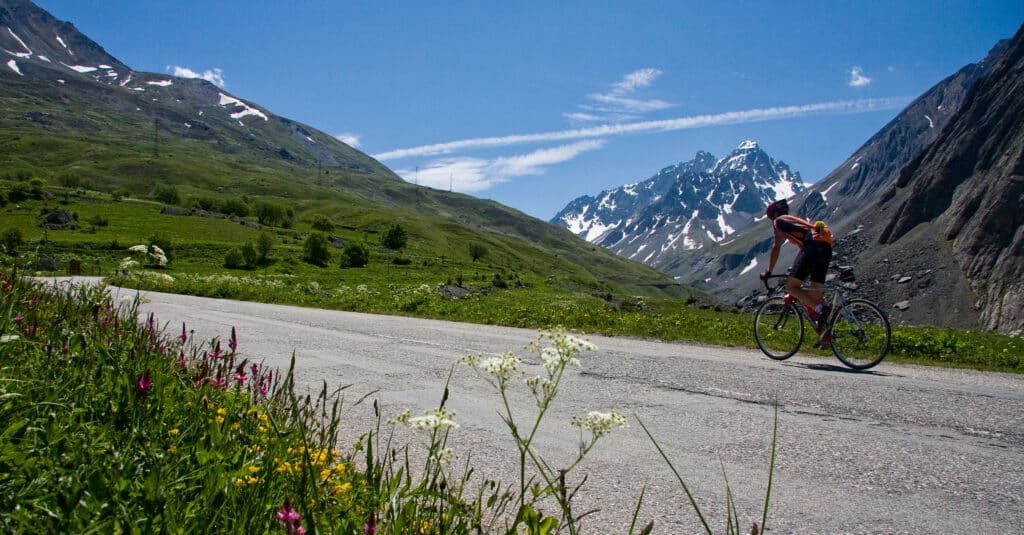 Route du col du Galibier à Bonnenuit