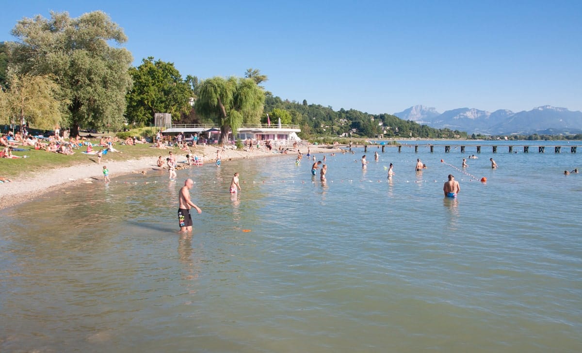 Plage de baignade des Alpes au Lido (Tresserve)
