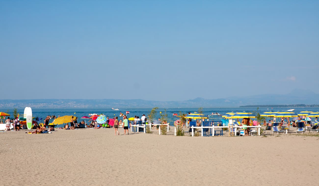 Plage d'Escenevax, airs balnéaires au lac léman
