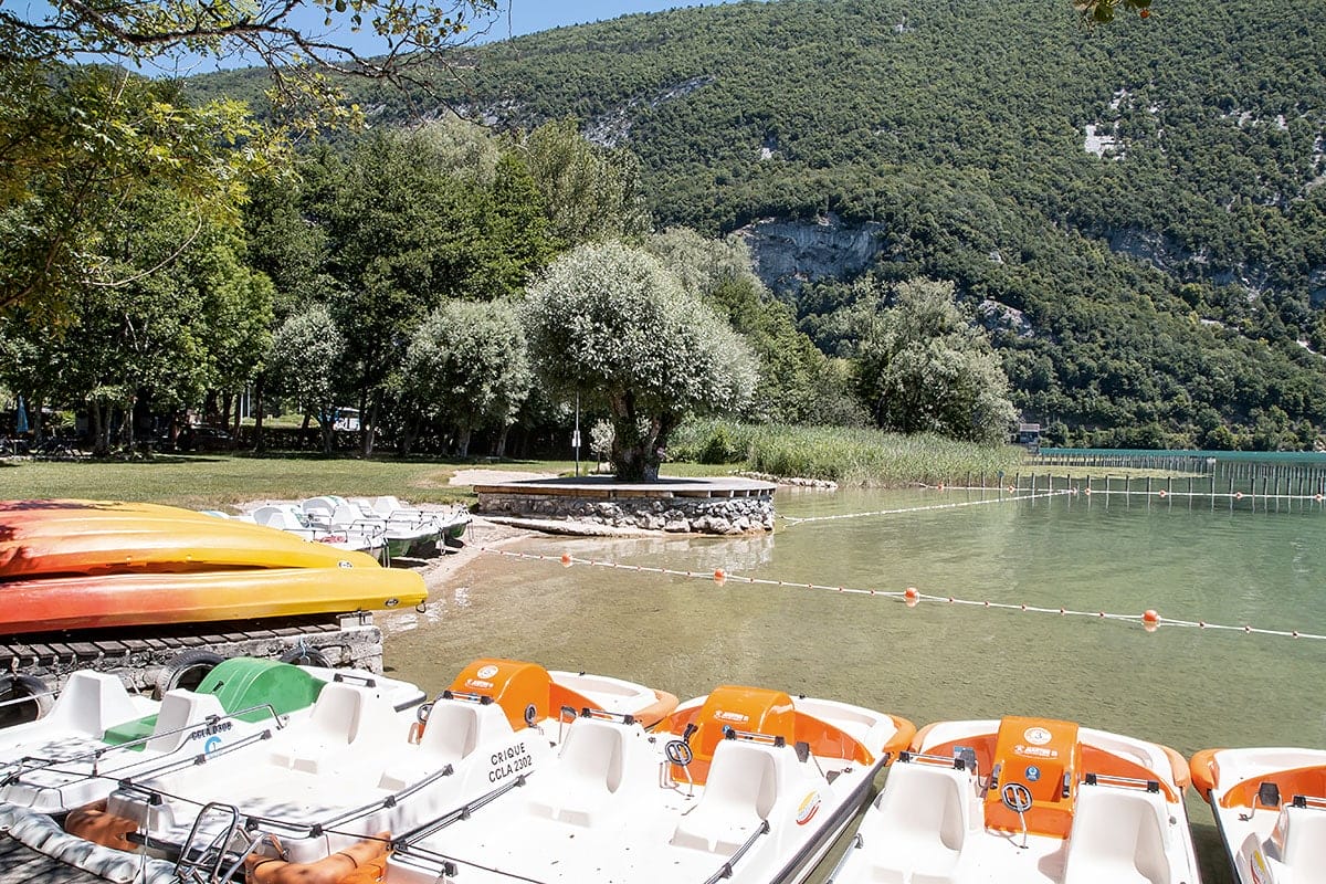 Les locations à la plage de la crique - Aiguebelette