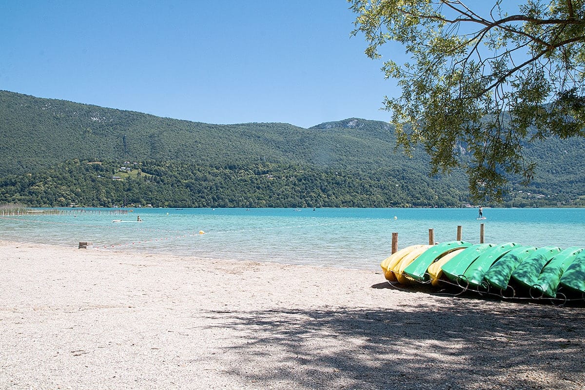 Plage de baignade au lac d'Aiguebelette