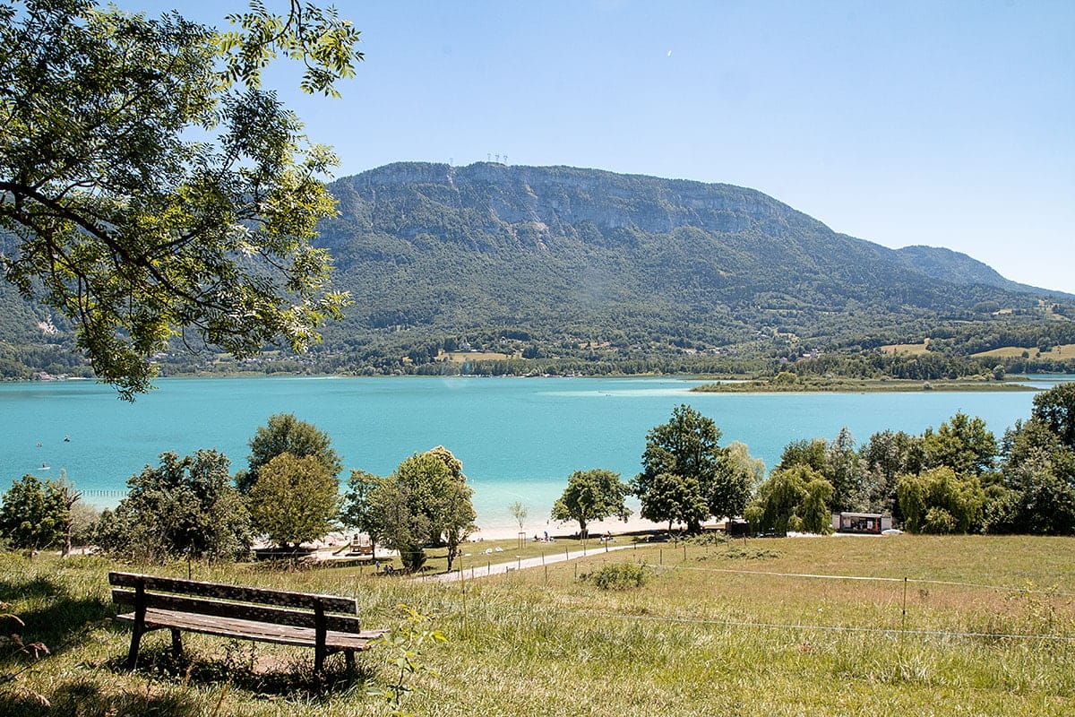 Plage du Sougey depuis le parc d'accrobranche