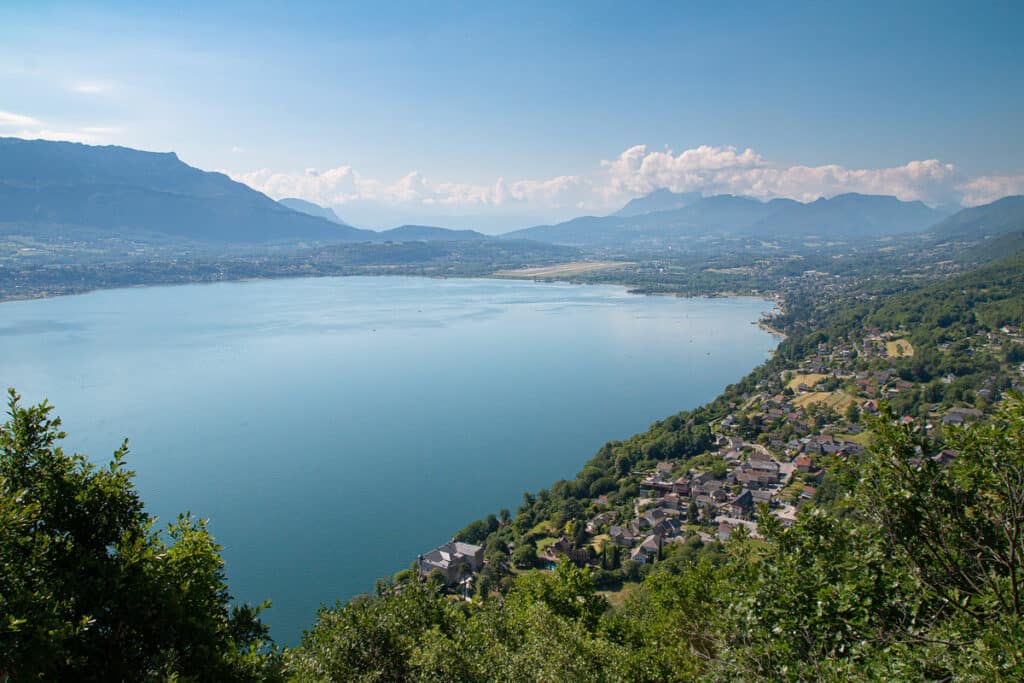 Tour du lac du Bourget à vélo, activité montagne à Aix les Bains