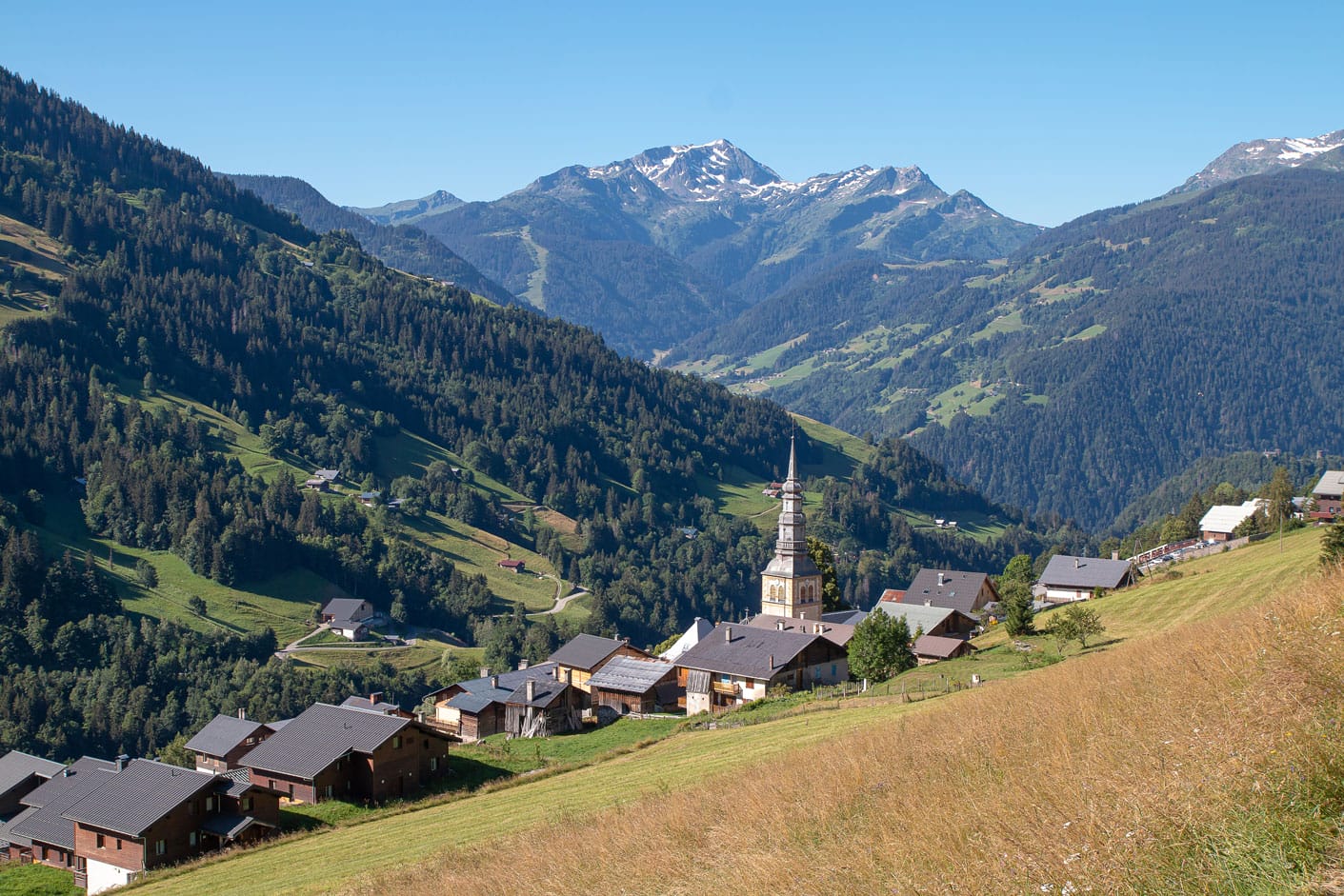 Le très beau village d'Hauteluce