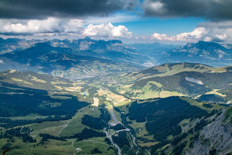 Paysage des Alpes en été