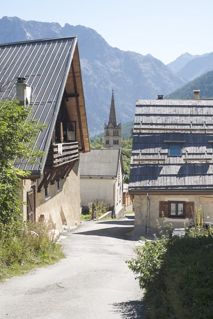 Névache