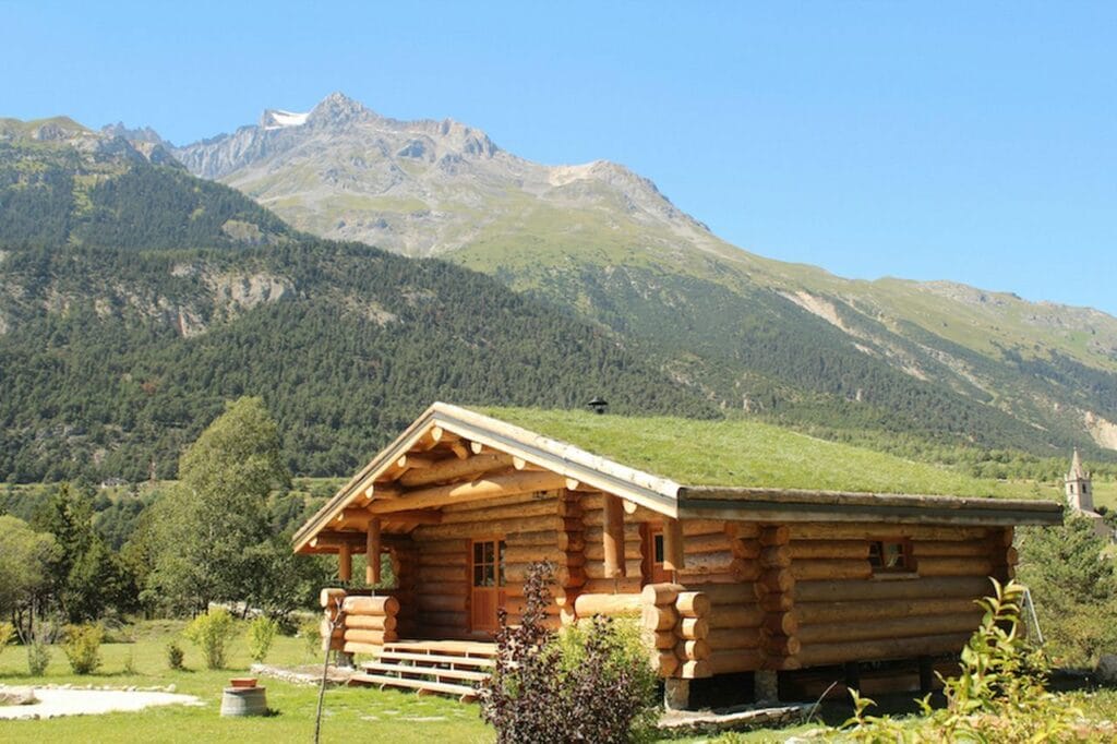 Fustes de Haute-Maurienne : les cabanes insolites canadiennes