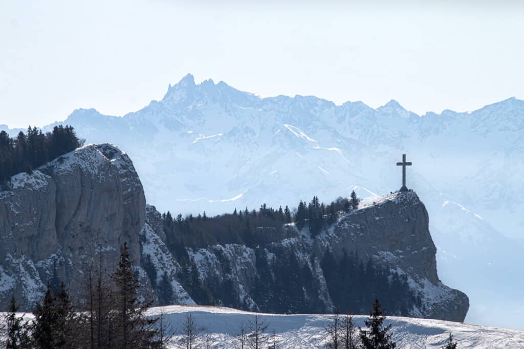 La Croix du Nivolet en hiver
