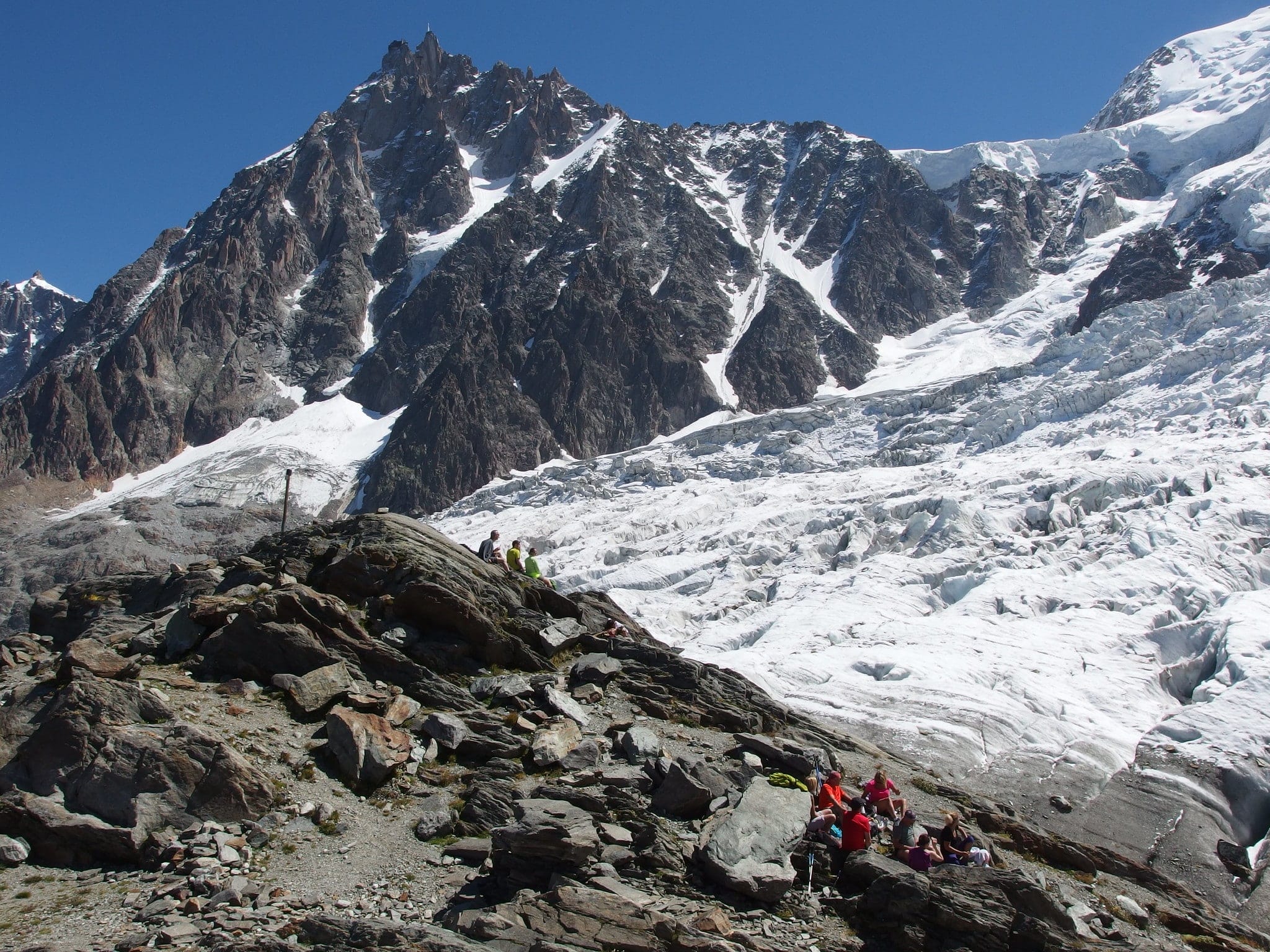 A la jonction, les glaciers ont gardé leur majesté, malgré le réchauffement climatique.