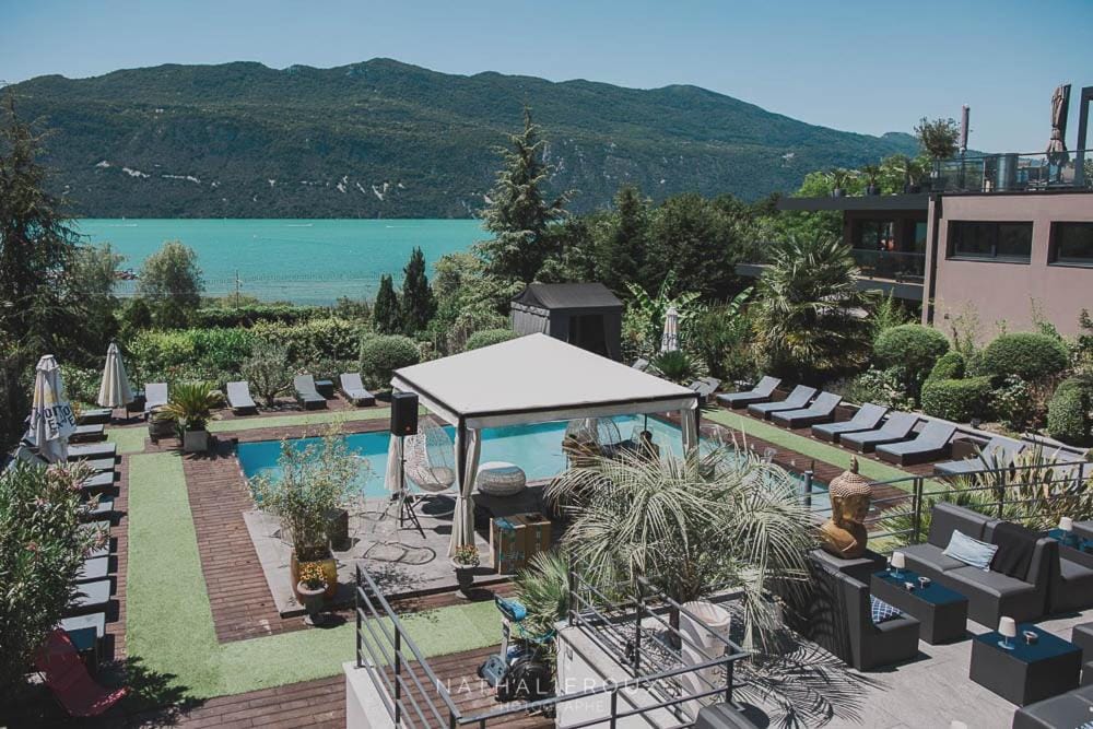 Vue sur le lac du Bourget depuis les Suites du Lac
