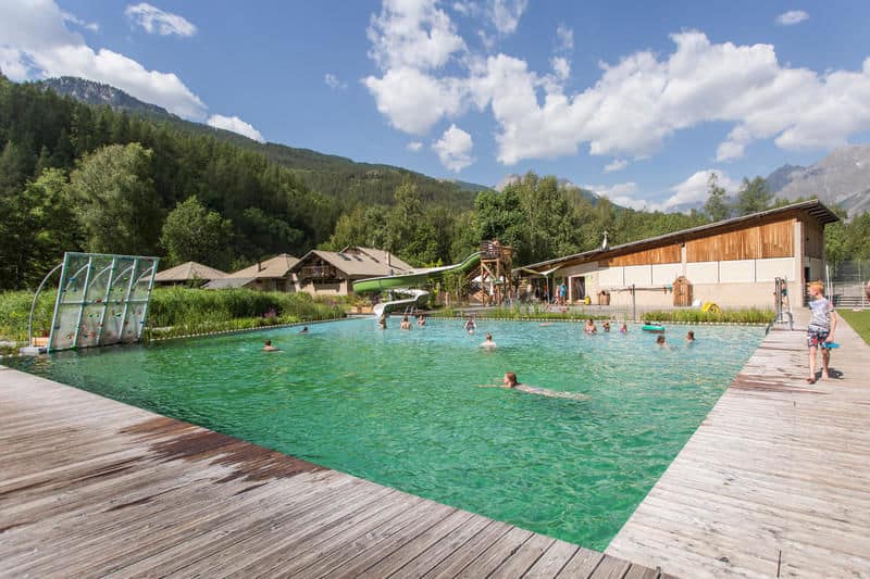 Piscine écologique du camping le Courounba aux Vignaux