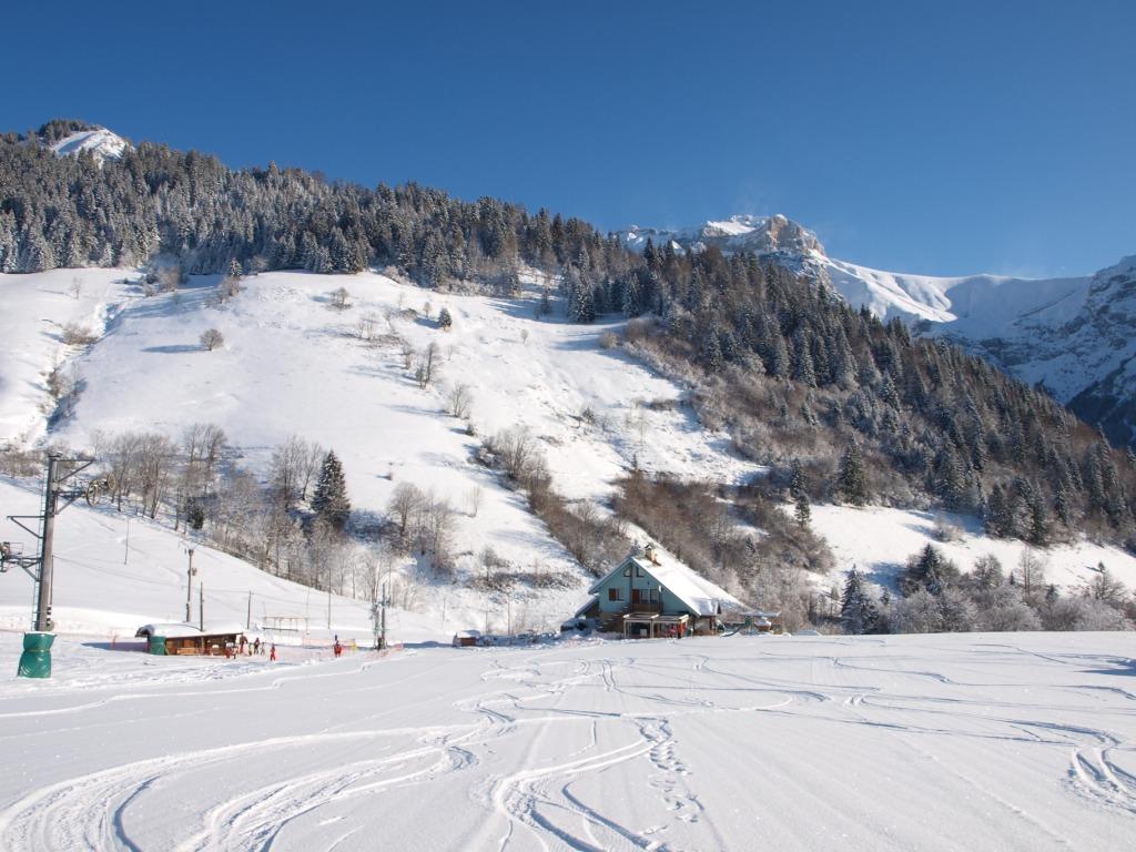Les pistes de Montmin, petite station proche d'Annecy