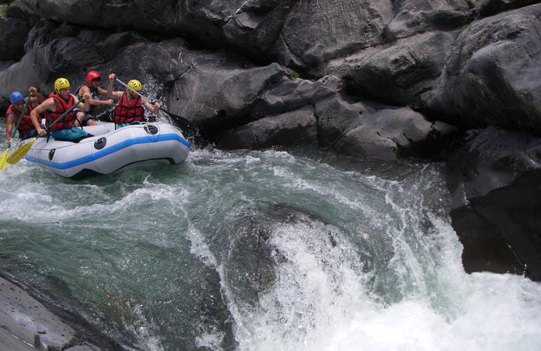 Rafting sportif sur la Vésubie