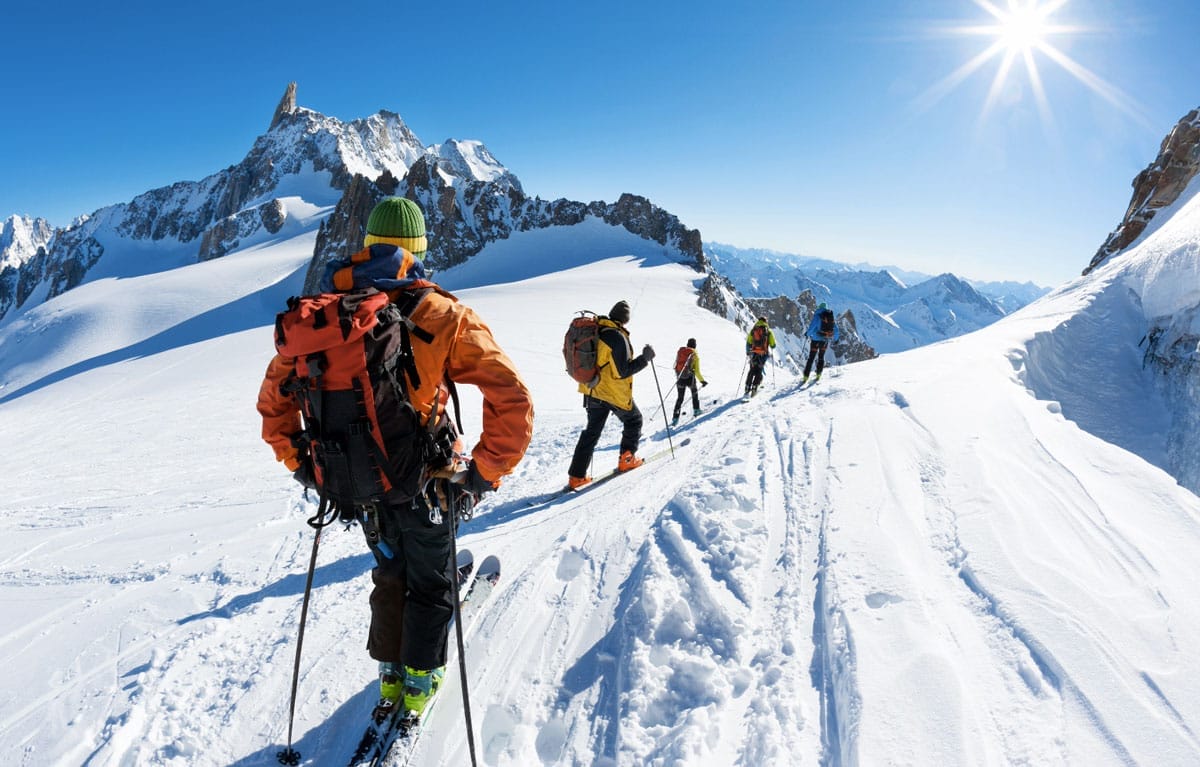 Skieurs dans la Vallée Blanche par rcaucino - Adobe Stock