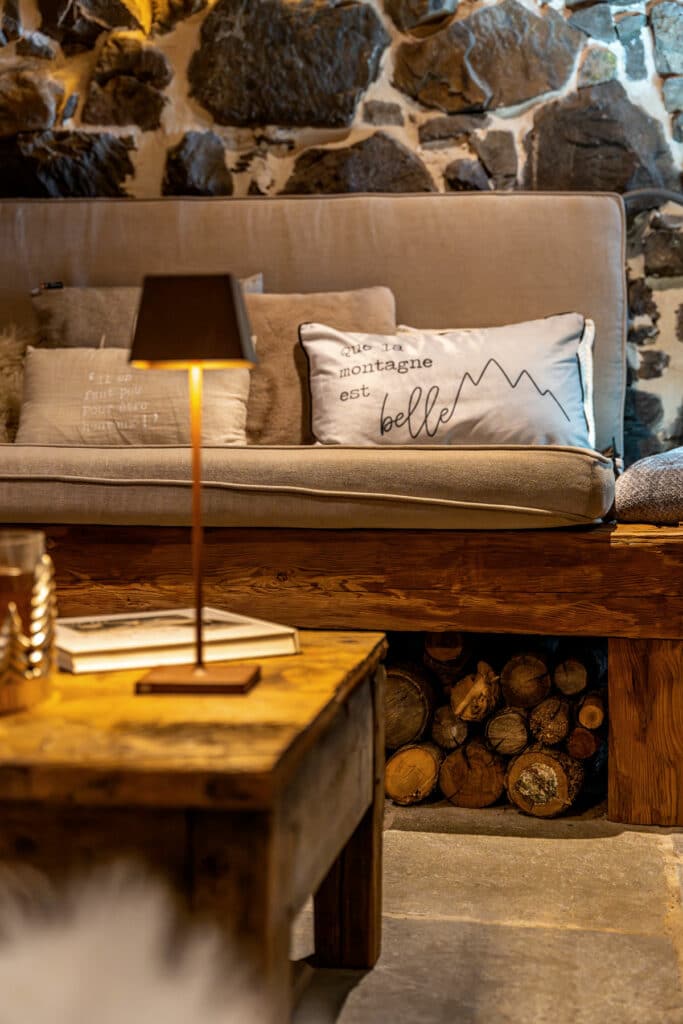Le Chambre refuge de l'oncle Émile, côté salon