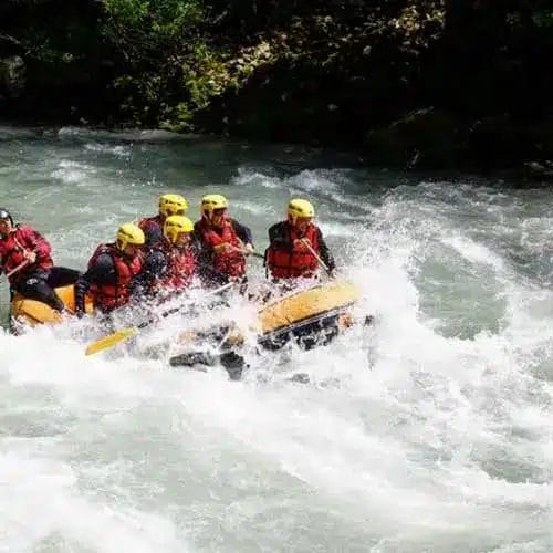 Rafting, activité de montagne