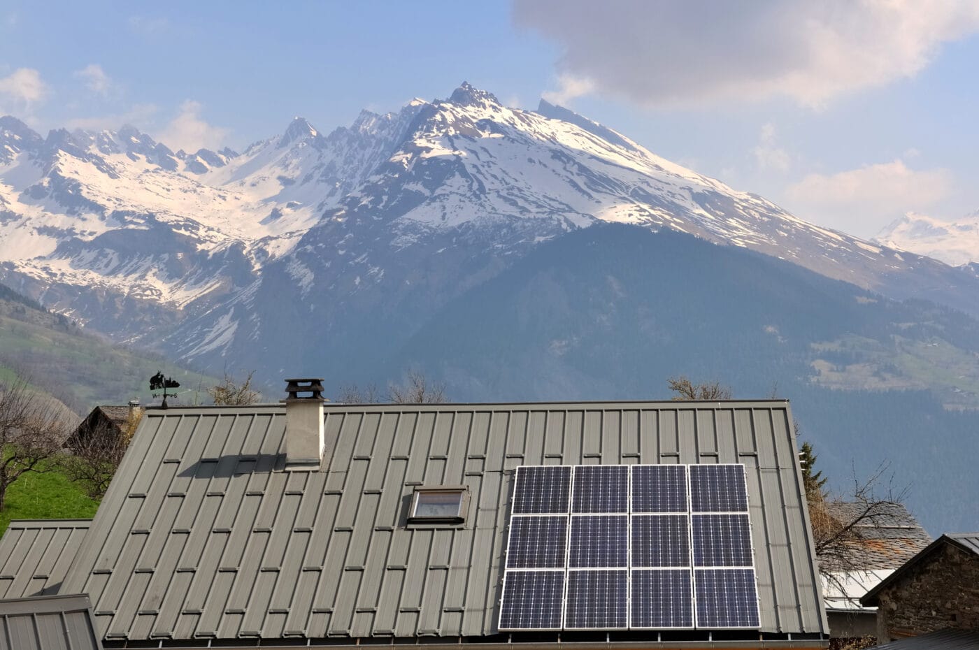 Panneau solaire en montagne