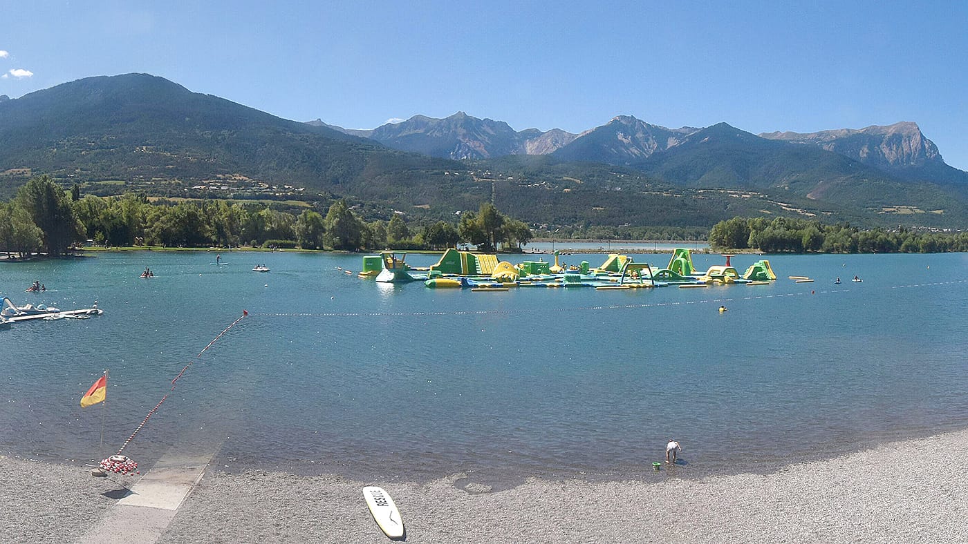 Le plan d'eau d'Embrun et le lac de Serre-Ponçon
