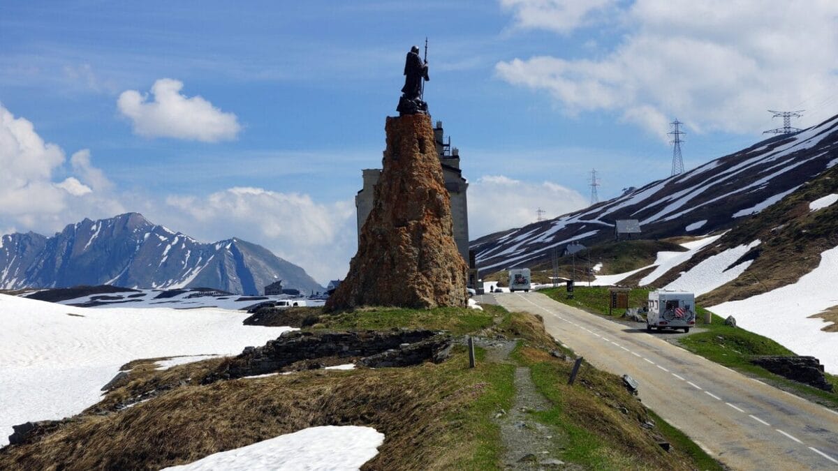 le col du Petit Saint-Bernard, alternative au tunnel du Fréjus
