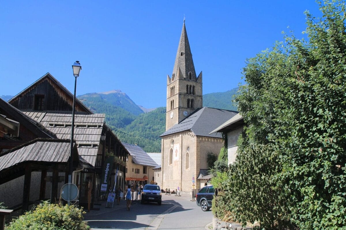 Village de Vallouise en été